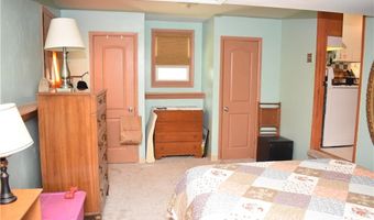225 King St, Baldwin City, KS 66006