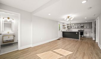 8255 MERTZTOWN Rd, Alburtis, PA 18011