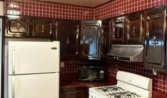 17009 Arlington Ave, Allen Park, MI 48101