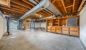 1500 E LINDBERGH St, Appleton, WI 54911