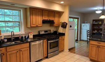 5310 DANBURY Rd, Bethesda, MD 20814