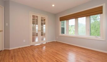 10709 BOSWELL Ln, Potomac, MD 20854