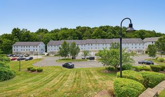 28 Armstrong Rd C15, Coventry, CT 06238