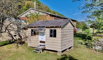 7886 State Highway 3, Alderson, WV 24910