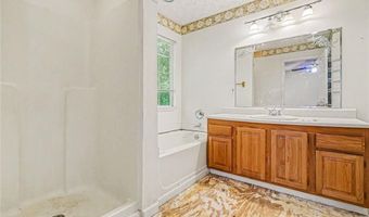 7115 Hillcrest Chase Dr SW, Austell, GA 30168