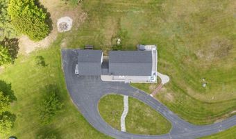 37 Trolly Farm Way, Falmouth, ME 04105