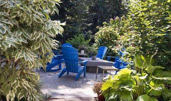 426 Spring St 101, Newport, RI 02840