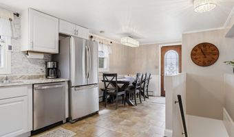 9 Tuttle Rd, Bedford, NH 03110