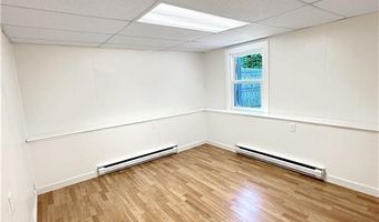 57 Friendship St, Newport, RI 02840