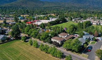295 Tolman Creek Rd 1, Ashland, OR 97520