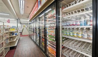 198 Front St, Lincoln, RI 02865