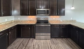 930 Penstock Ct, Avon, IN 46123