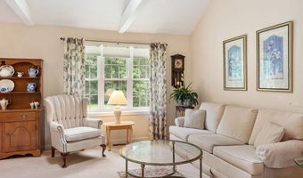 3 Chandler Dr, Atkinson, NH 03811