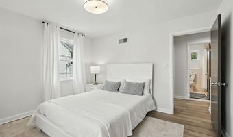828 S HIGHLAND St, Arlington, VA 22204