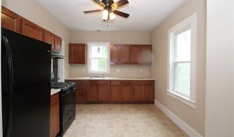 6 Crescent St, Ansonia, CT 06401
