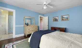 39 Highland Ave, Narragansett, RI 02882