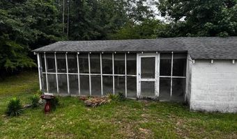 724 Saint Paul Rd, Camden, SC 29020