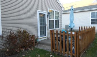 4 HIDDEN LAKE Cir, Barnegat, NJ 08005