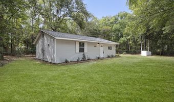 7083 Jefferson St, Bay St. Louis, MS 39520