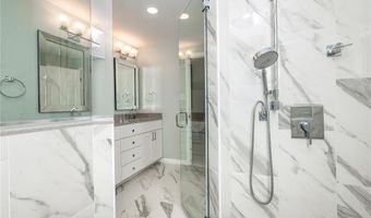 742 Arbor Ridge Ct, Ballwin, MO 63021