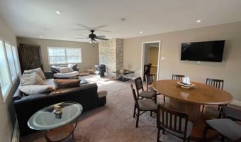 83 Fox Hill Rd, Albrightsville, PA 18210