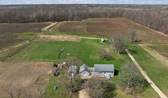 466 27th St, Allegan, MI 49010