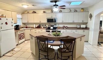 650 SHERWOOD Dr, Altamonte Springs, FL 32701