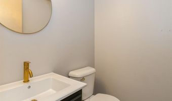 1231 Nicholas Ln, North Liberty, IA 52317