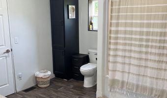 640 N Flint Rd, Angola, IN 46703