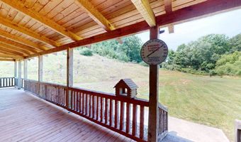 8 Abby Ln, Barboursville, WV 25504
