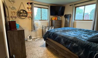 430 SUNSET Dr, Antigo, WI 54409
