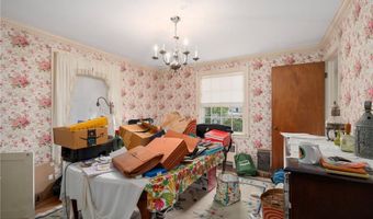 39 Greenfield Ave, North Providence, RI 02911