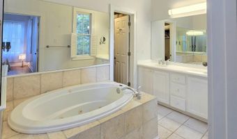 12 Fraser St, Beaufort, SC 29907