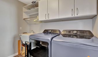 16268 Noble Point Dr, Anchorage, AK 99516
