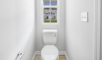 22 A Regent St, Camden, SC 29020