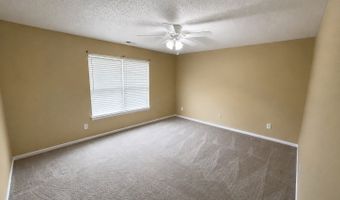 8123 Maple Stream Blvd, Indianapolis, IN 46217