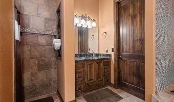 579 Chateau Bnd, Ardmore, OK 73401