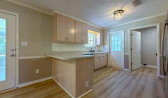 206 Riverchase Dr, Bainbridge, GA 39819