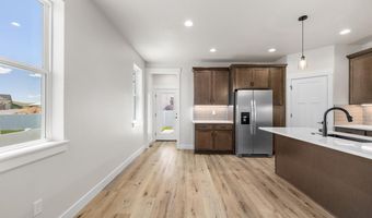 4061 SADDLEBACK Ln, Cheyenne, WY 82001