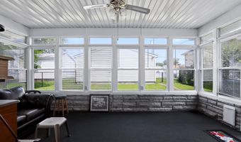 79 N 15th Ave, Beech Grove, IN 46107