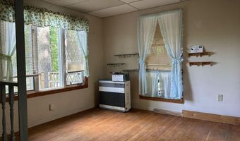 271 Pownal Rd, Auburn, ME 04210
