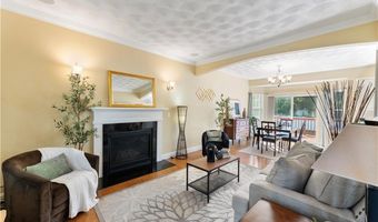 132 Julian Rd, Warwick, RI 02889