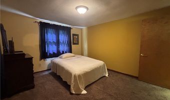 385 Cochran Rd, Aurora, OH 44202