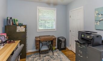 130 Lake Iliff Rd, Andover, NJ 07860