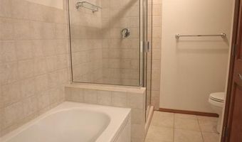 1340 Holgate Dr F2, Ballwin, MO 63021