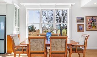 7 Clarkes Village Rd, Jamestown, RI 02835