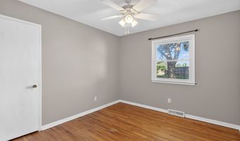 810 SE Belmont Dr, Ankeny, IA 50021