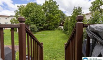 257 Ridgeview Dr, Alburtis, PA 18011