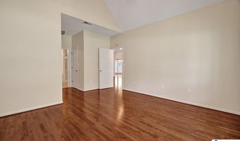 117 GREENFIELD Ln, Alabaster, AL 35007