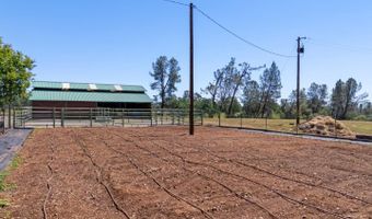 17962 Coyote Ln, Anderson, CA 96007